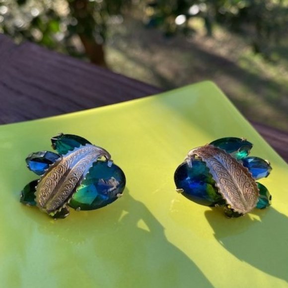 VTG WEISS Blue Green Rhinestone Glass Belly Jelly EARRINGS - Picture 9 of 10